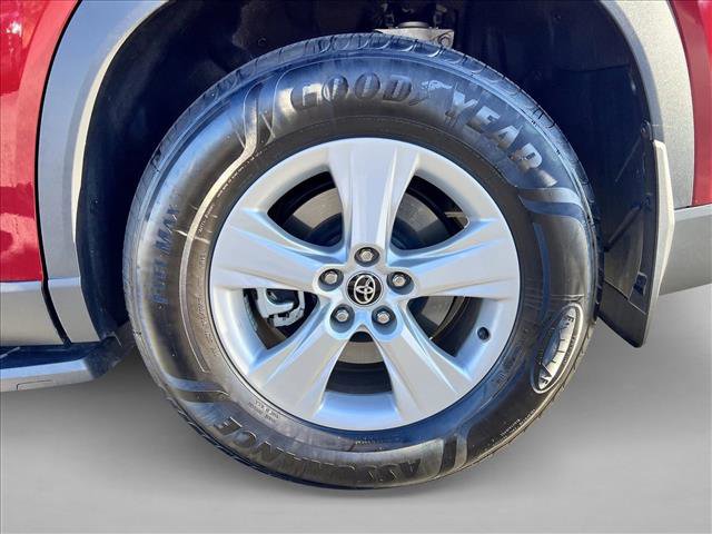 Certified 2025 Toyota Grand Highlander AWD Hybrid image 26