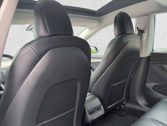 Used 2023 Tesla Model 3 Standard Range RWD image 16