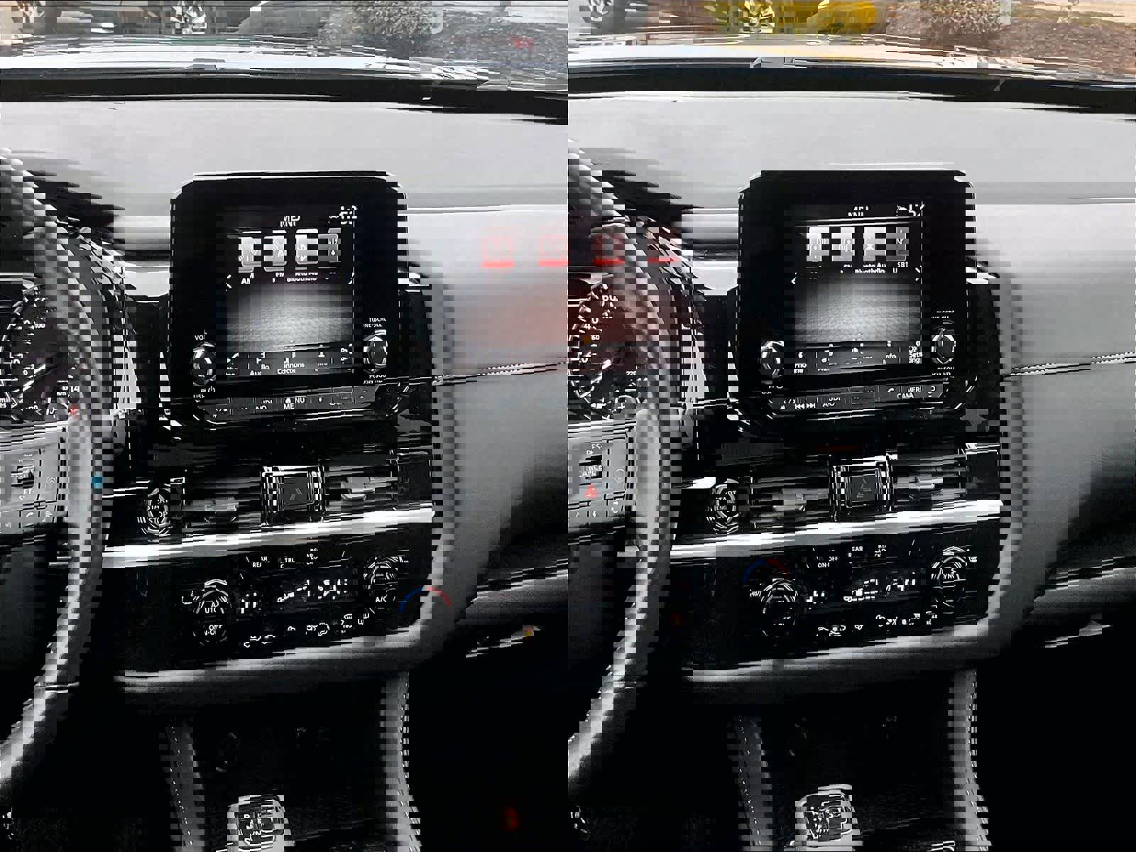 Certified 2024 Nissan Pathfinder SV image 19