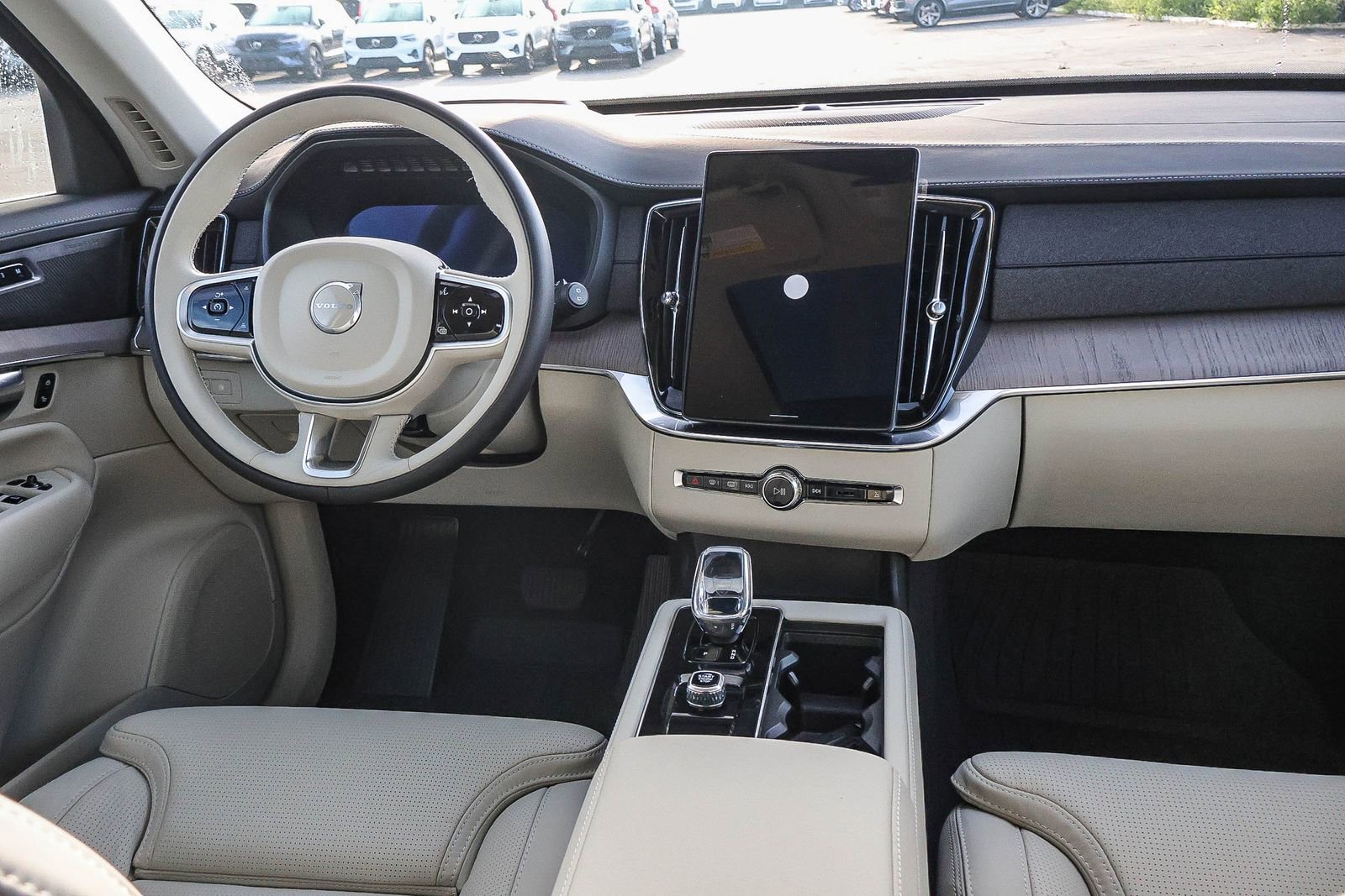 New 2026 Volvo XC90 T8 Ultra w/ Protection Package Premier image 22