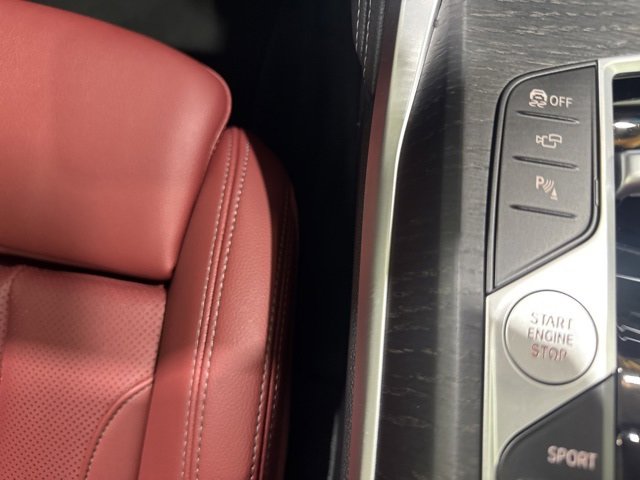 Used 2024 BMW 440i xDrive Coupe w/ Premium Package image 36