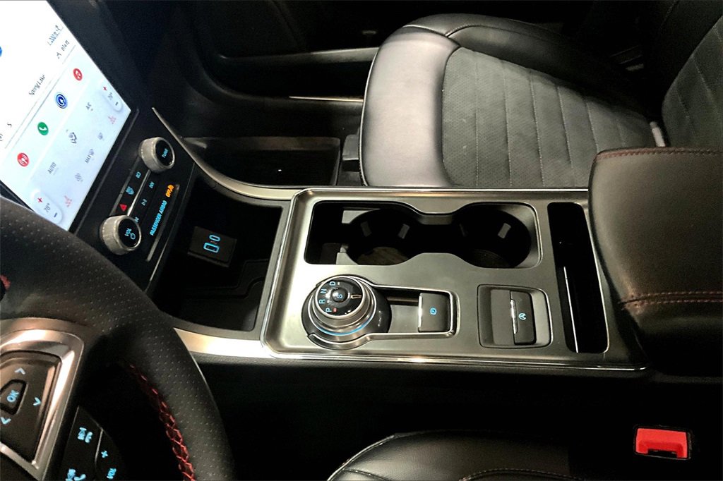 Used 2023 Ford Edge ST-Line image 18