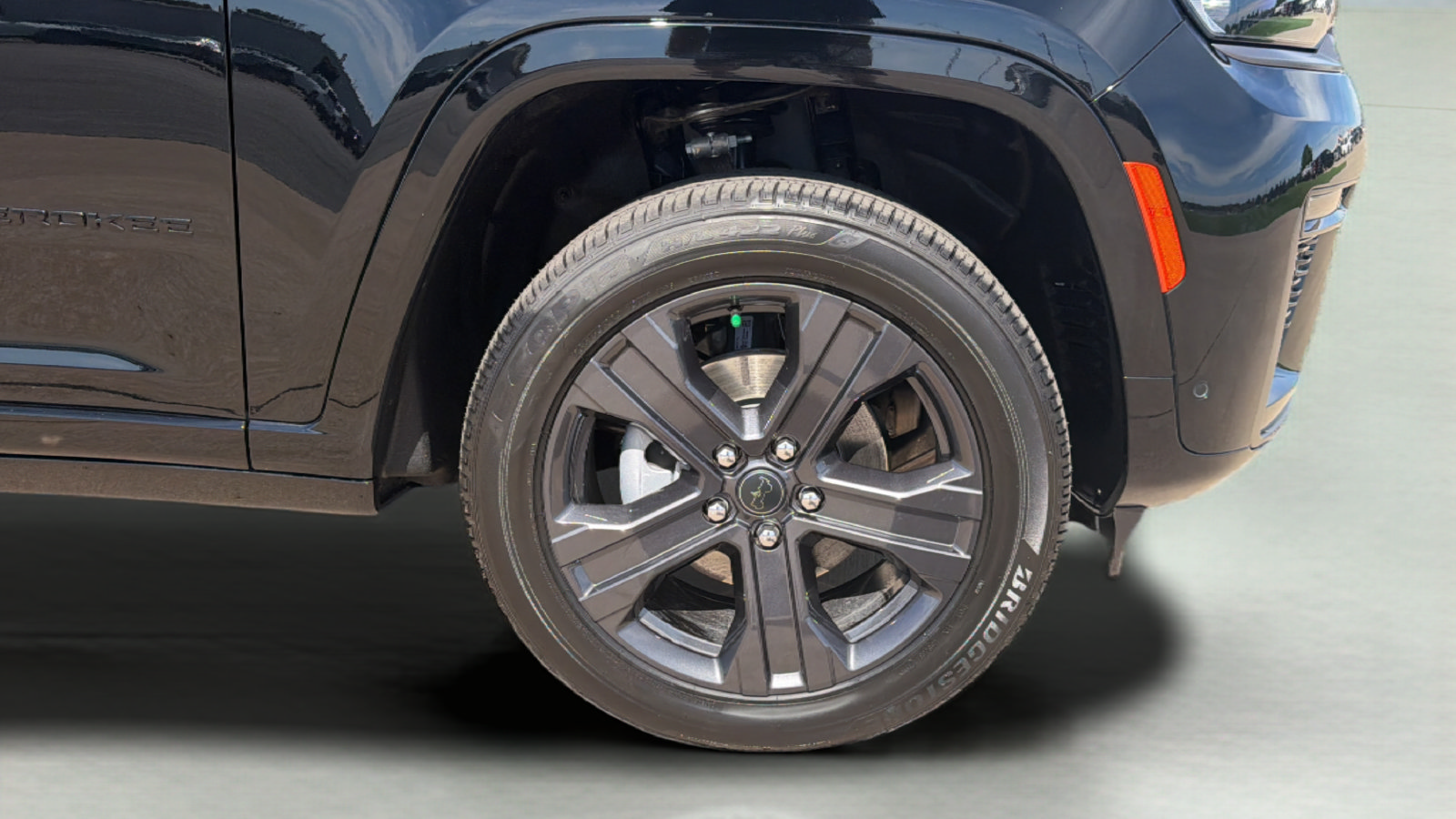 New 2027 Jeep Grand Cherokee Limited AWD/4WD image 29