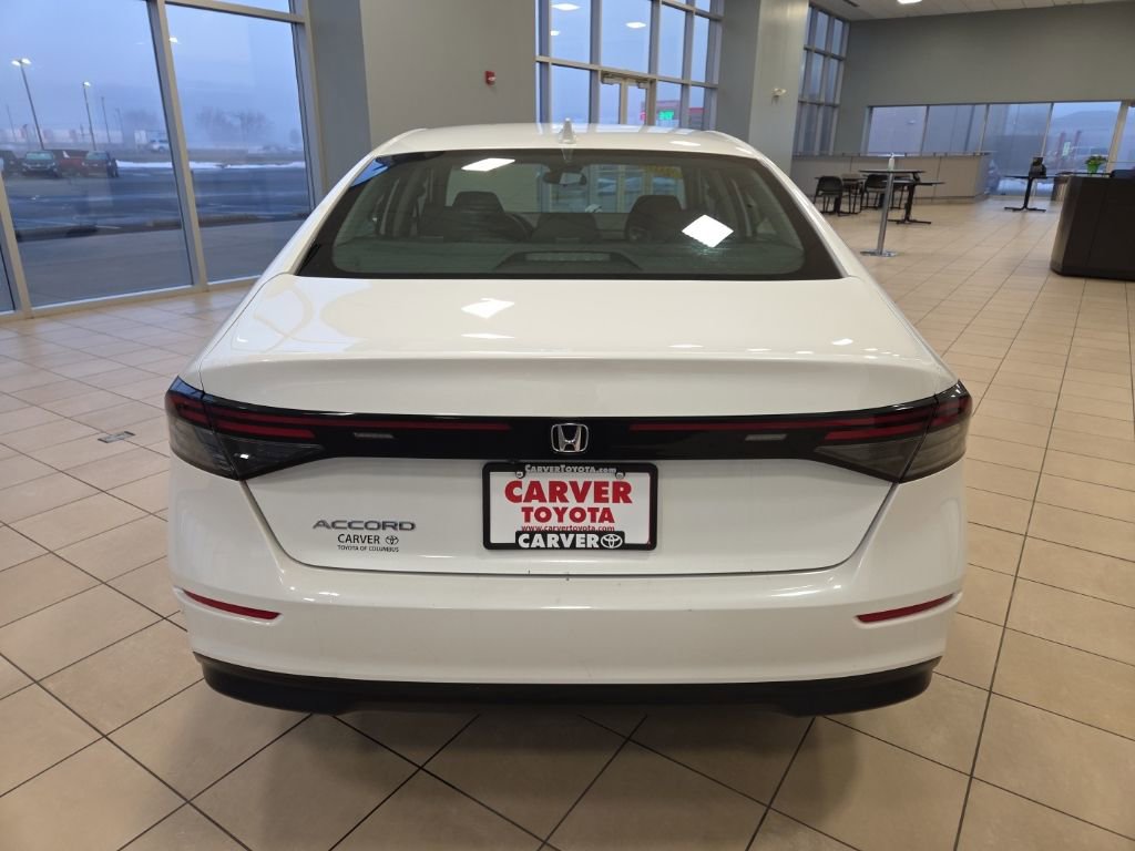 Used 2024 Honda Accord EX image 8