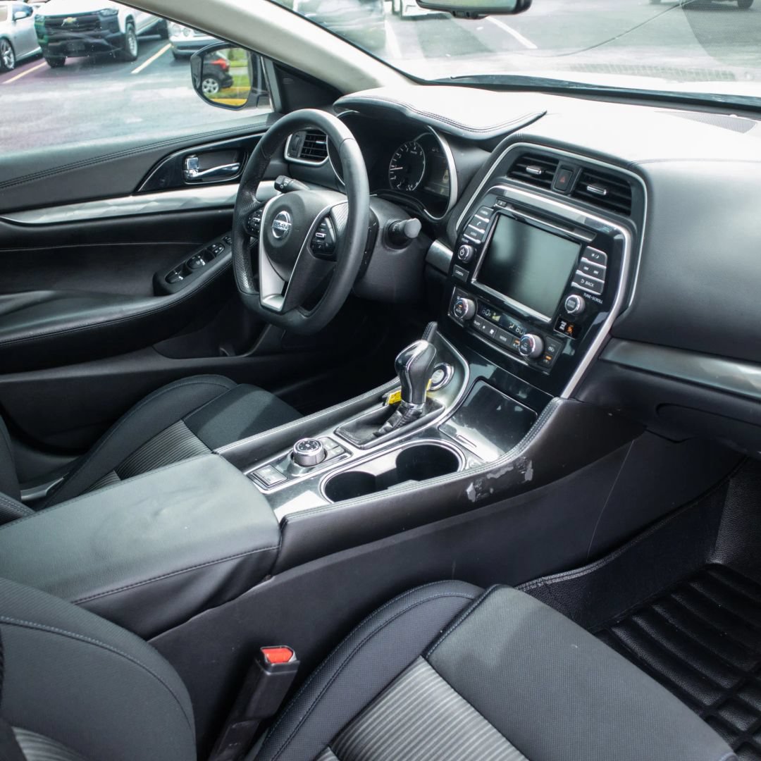 Used 2020 Nissan Maxima 3.5 S w/ Floor Mat Group FWD image 15