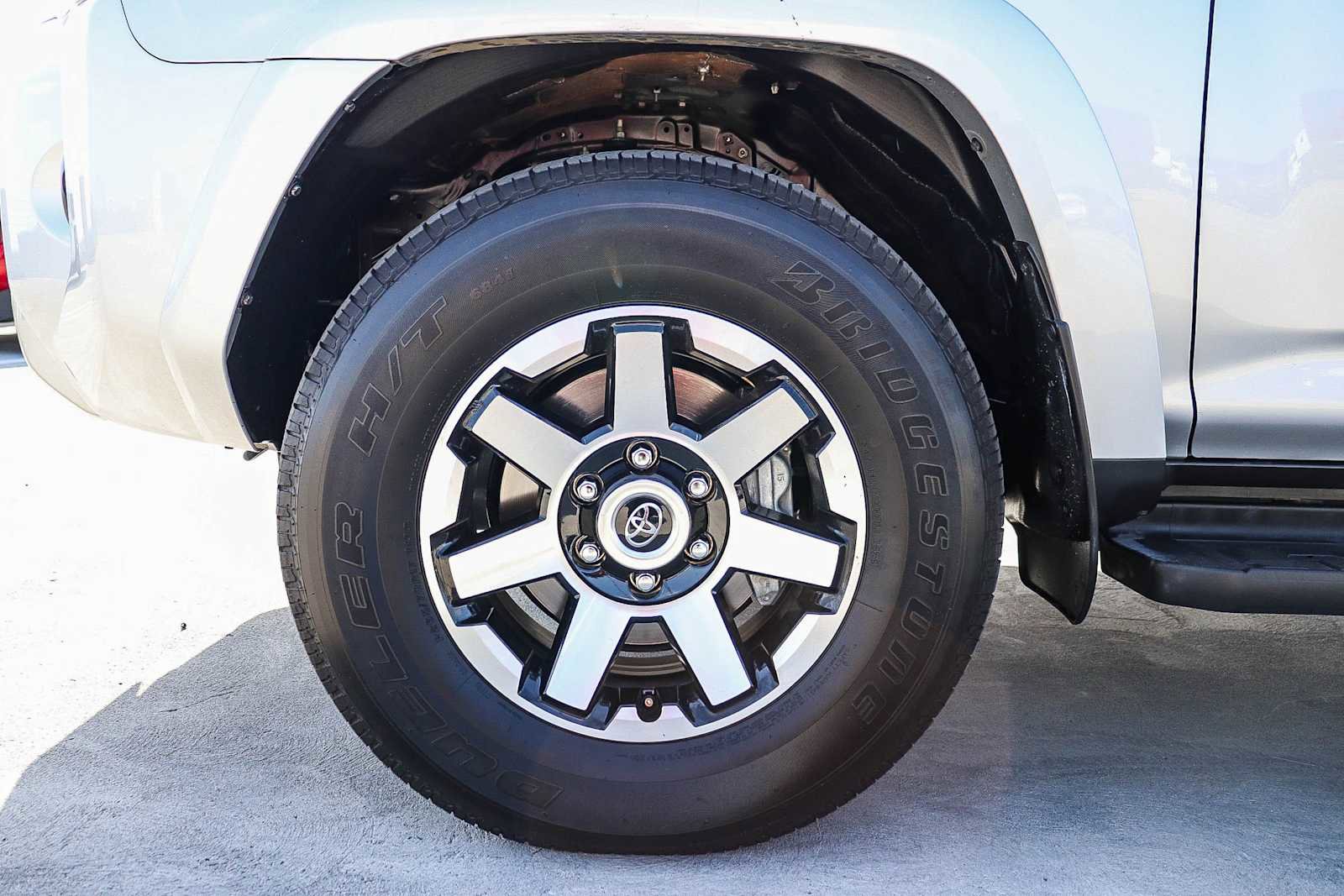 Used 2024 Toyota 4Runner TRD Off-Road image 14