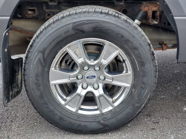 Used 2015 Ford F150 XLT w/ Equipment Group 302A Luxury image 6