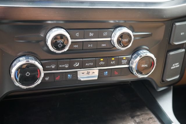 Used 2023 Ford F450 Lariat w/ Lariat Ultimate Package AWD/4WD image 24