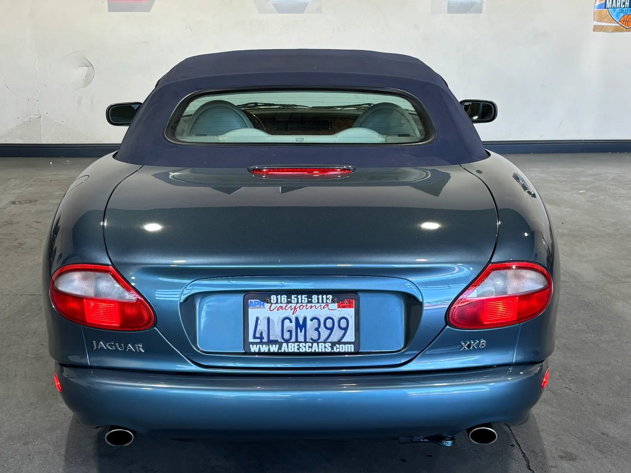 Used 2000 Jaguar XK8 Convertible RWD image 8