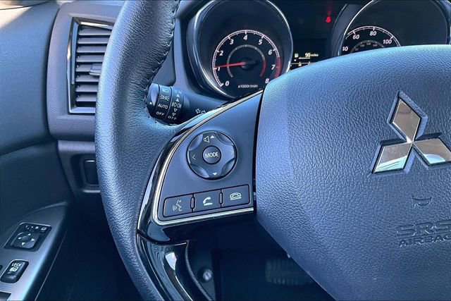 Used 2025 Mitsubishi Outlander Sport AWD image 11