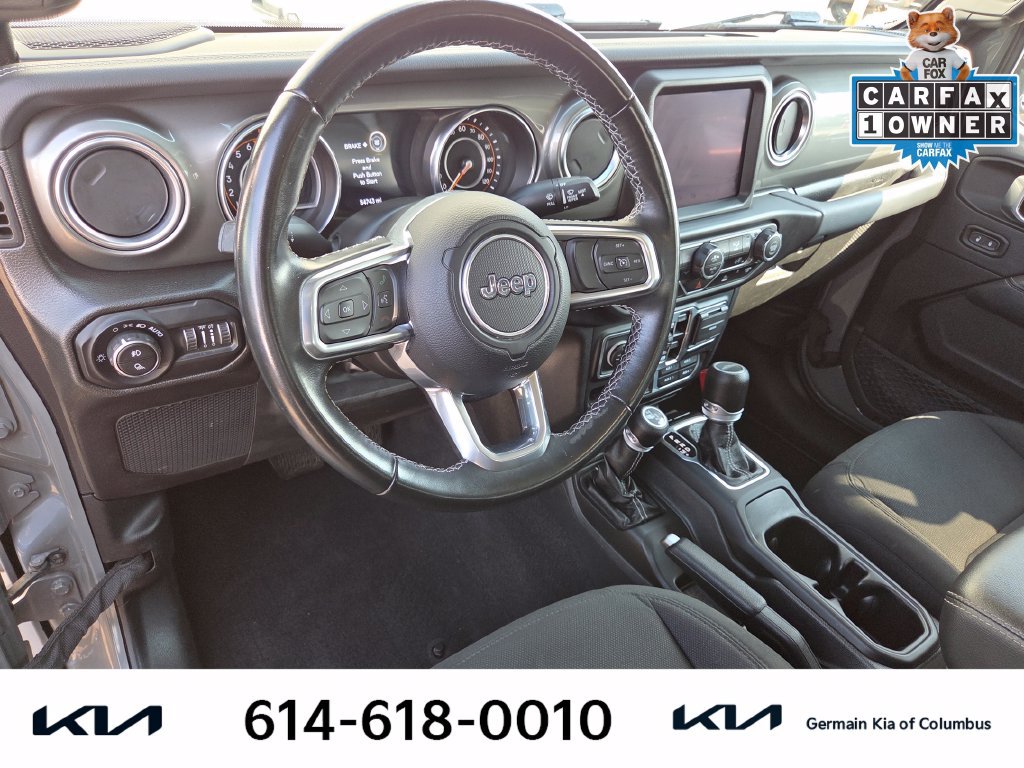 Used 2022 Jeep Gladiator Overland w/ Trailer Tow Package AWD/4WD image 17