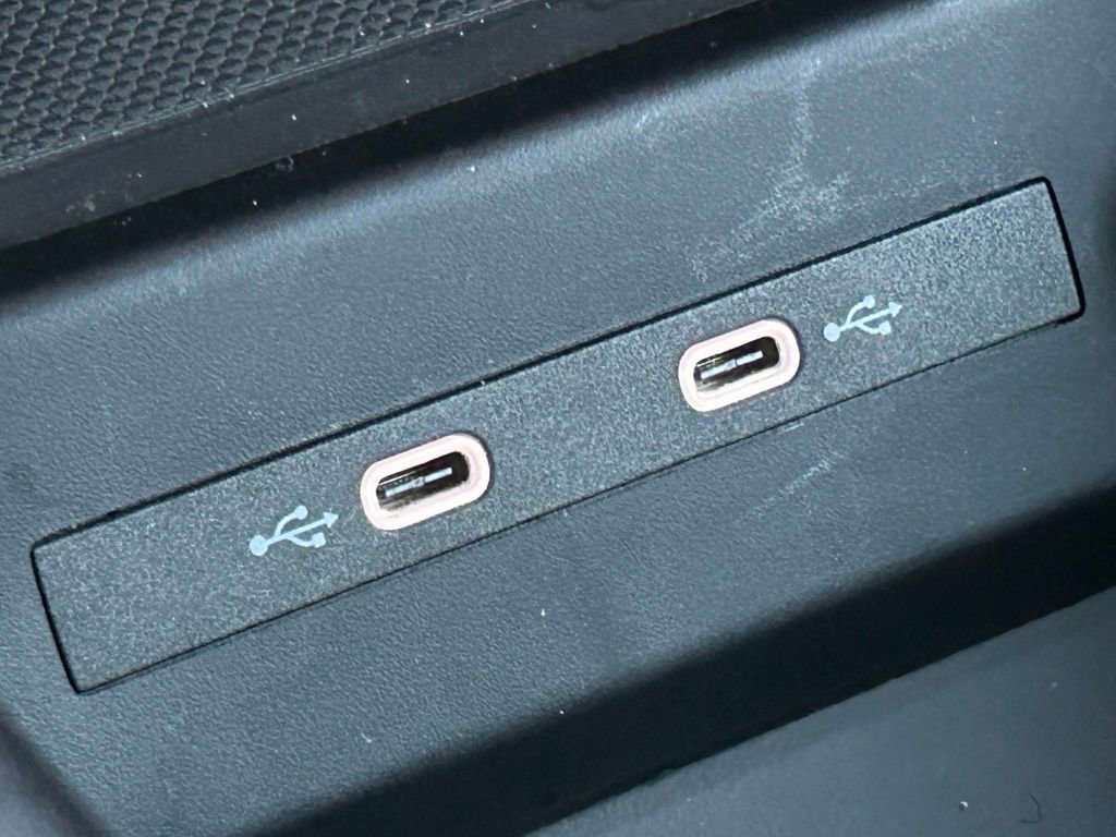 Used 2023 Audi Q4 e-tron Premium w/ Convenience Package image 27