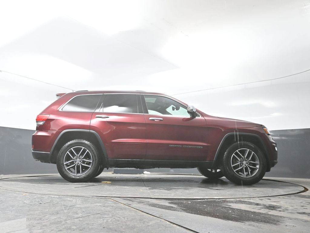 Used 2018 Jeep Grand Cherokee Limited w/ Trailer Tow Group IV image 50