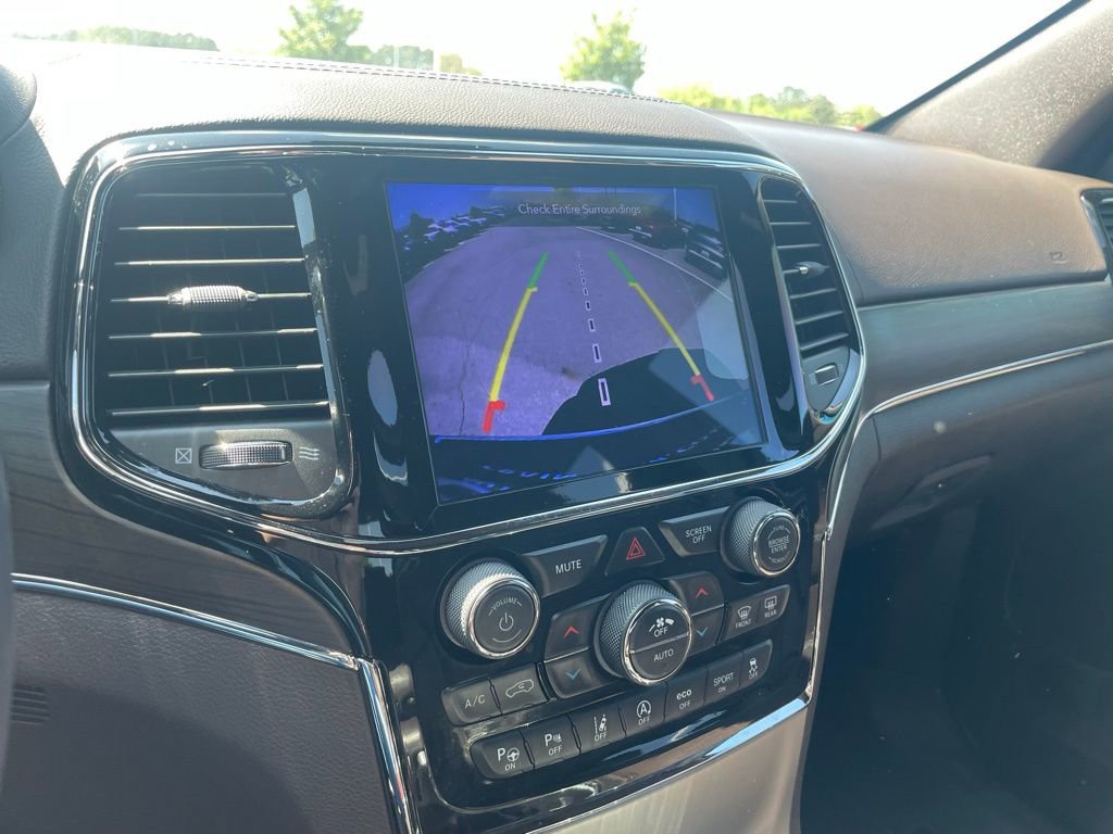 Used 2019 Jeep Grand Cherokee Overland image 17