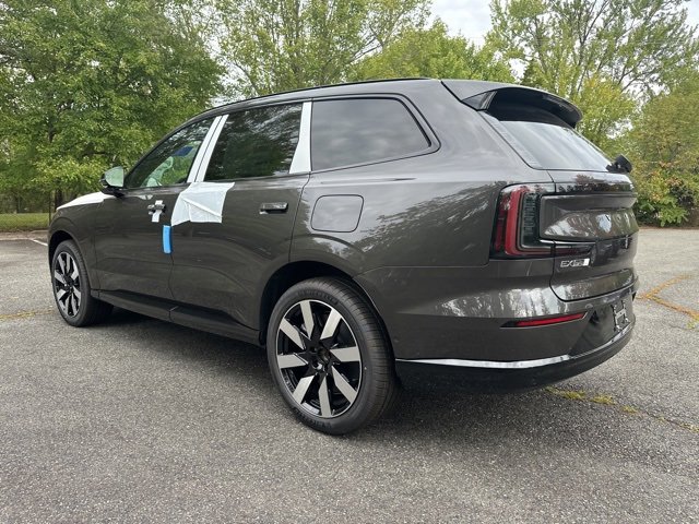New 2025 Volvo EX90 Plus image 5