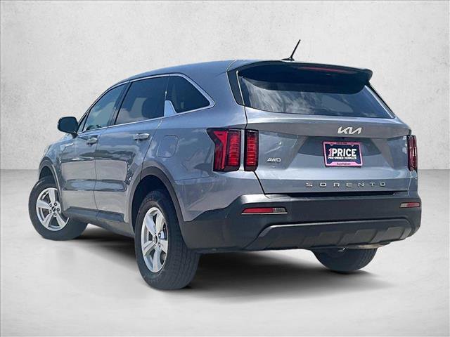 Used 2022 Kia Sorento LX AWD/4WD image 13