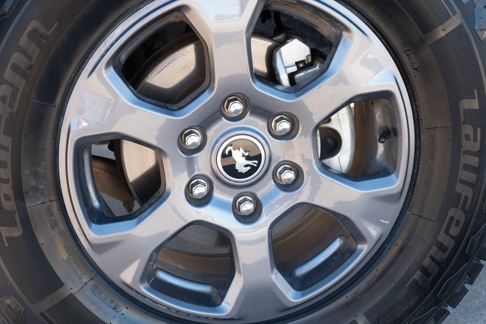 Used 2022 Ford Bronco Big Bend image 2