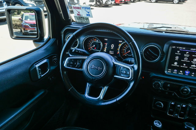 Used 2020 Jeep Gladiator Overland w/ Popular Equipment Package AWD/4WD image 16