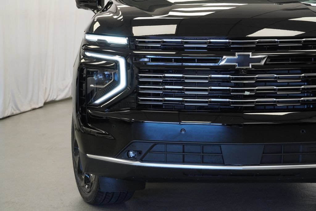 New 2026 Chevrolet Suburban High Country AWD/4WD image 40