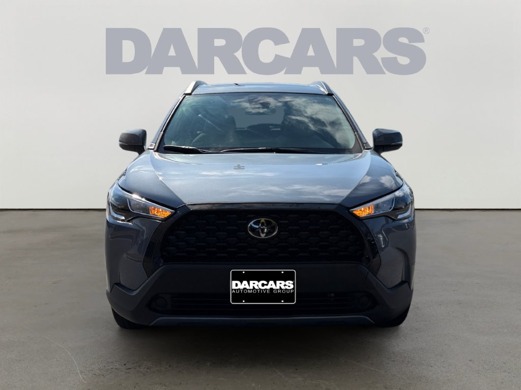 Used 2022 Toyota Corolla Cross LE w/ Moonroof Package AWD/4WD image 2