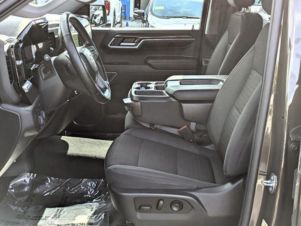 Certified 2023 Chevrolet Silverado 1500 LT AWD/4WD image 38