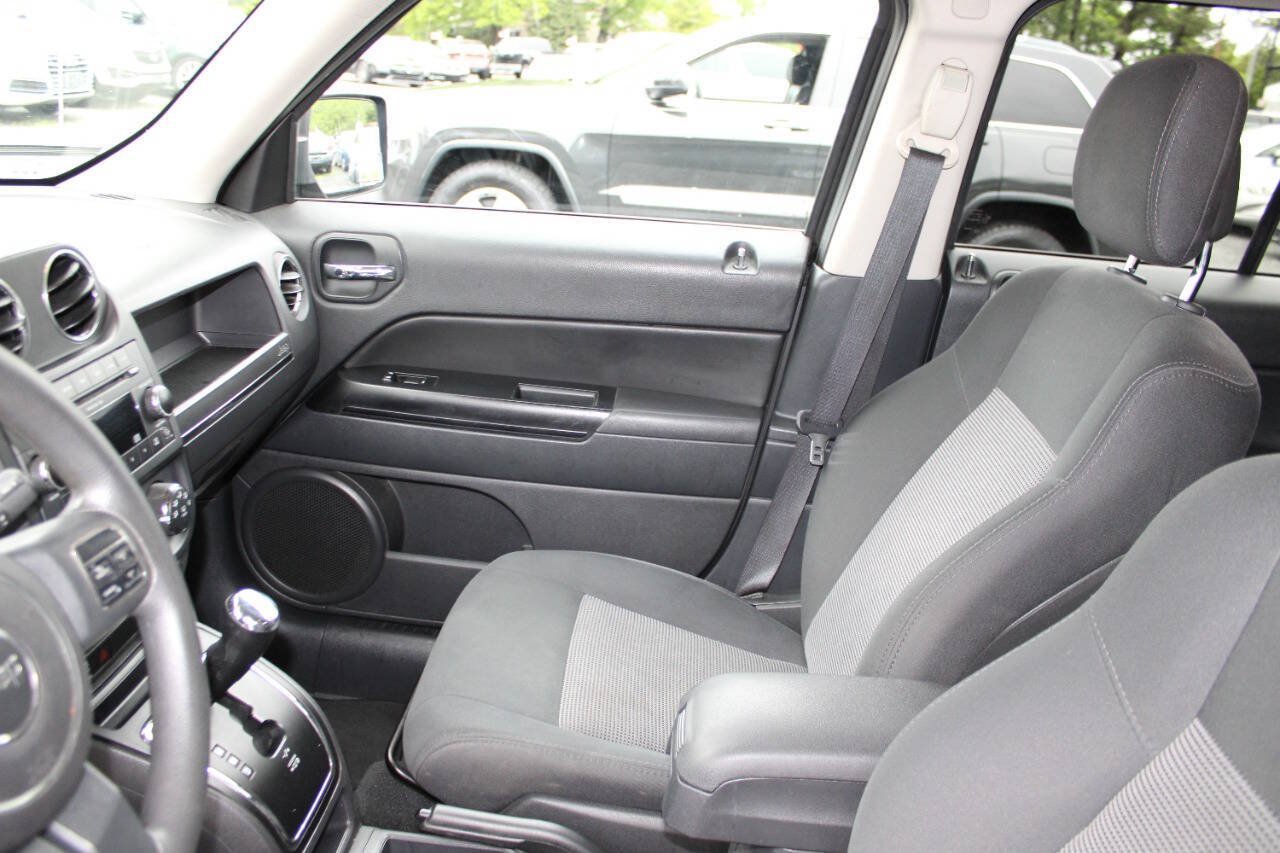 Used 2011 Jeep Patriot Sport w/ PWR Value Group AWD/4WD image 14