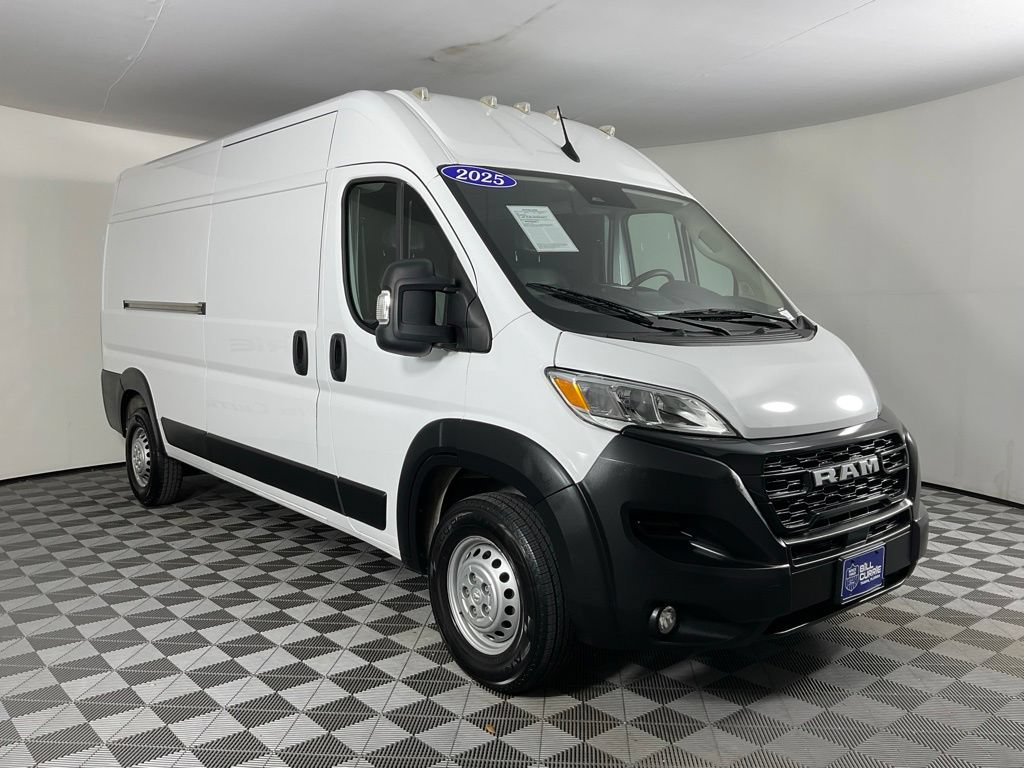 Used 2025 RAM ProMaster 2500 w/ Convenience Group FWD image 1