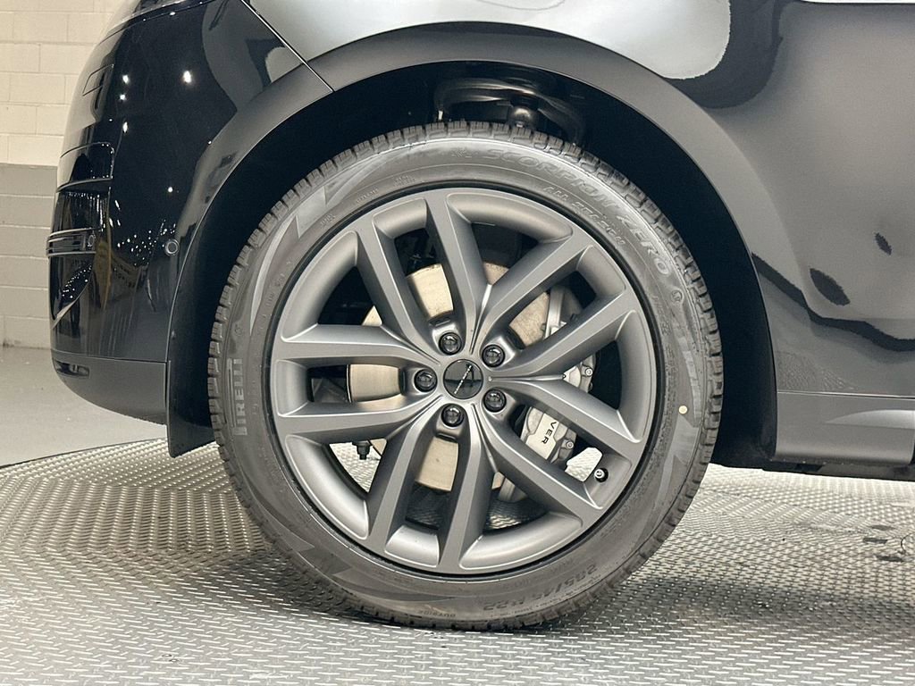 New 2026 Land Rover Range Rover Sport SE AWD/4WD image 13