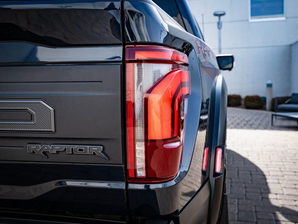 Used 2024 Ford F150 Raptor image 17