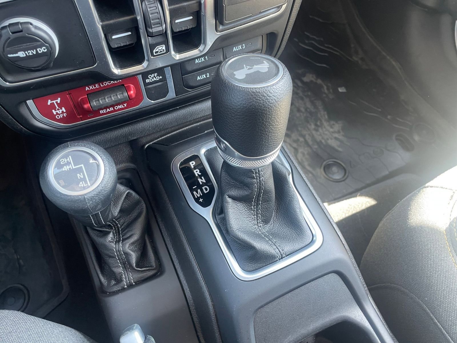 Used 2025 Jeep Wrangler Unlimited Sport AWD/4WD image 42