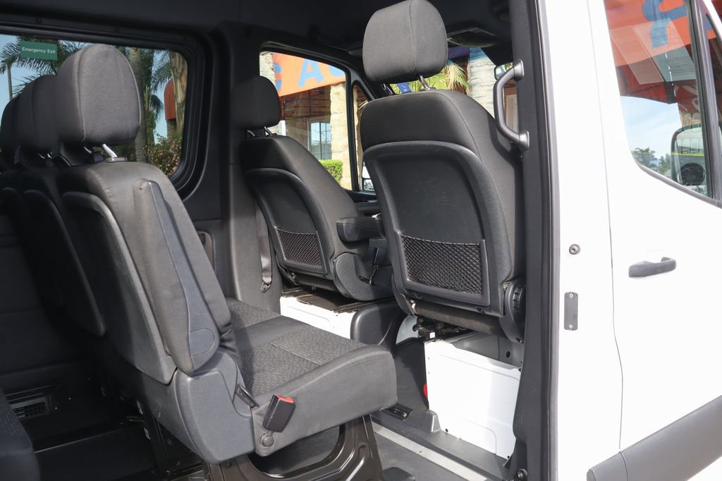 Used 2019 Mercedes-Benz Sprinter 2500 image 12