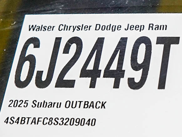 Used 2025 Subaru Outback Premium AWD/4WD image 30