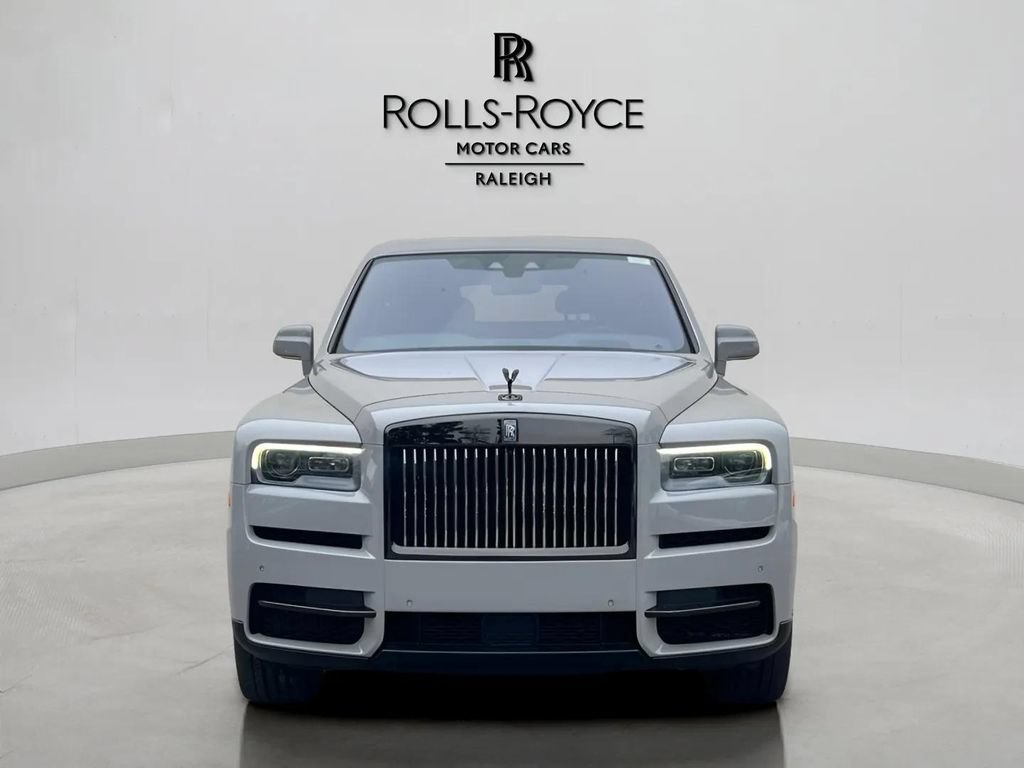 Certified 2024 Rolls-Royce Cullinan Black Badge AWD/4WD image 5