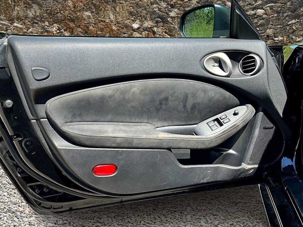 Used 2014 Nissan 370Z Touring w/ Sport Package image 21