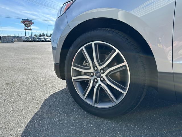 Used 2020 Ford Edge Titanium w/ Class II Trailer Tow Package image 28