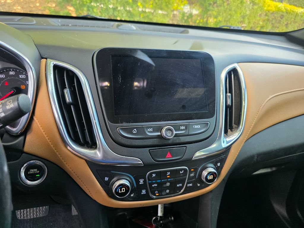 Used 2019 Chevrolet Equinox Premier FWD image 17