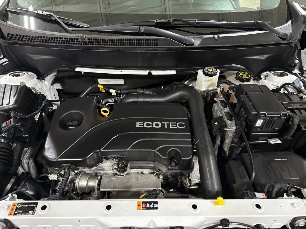 Used 2021 Chevrolet Equinox LT FWD image 25