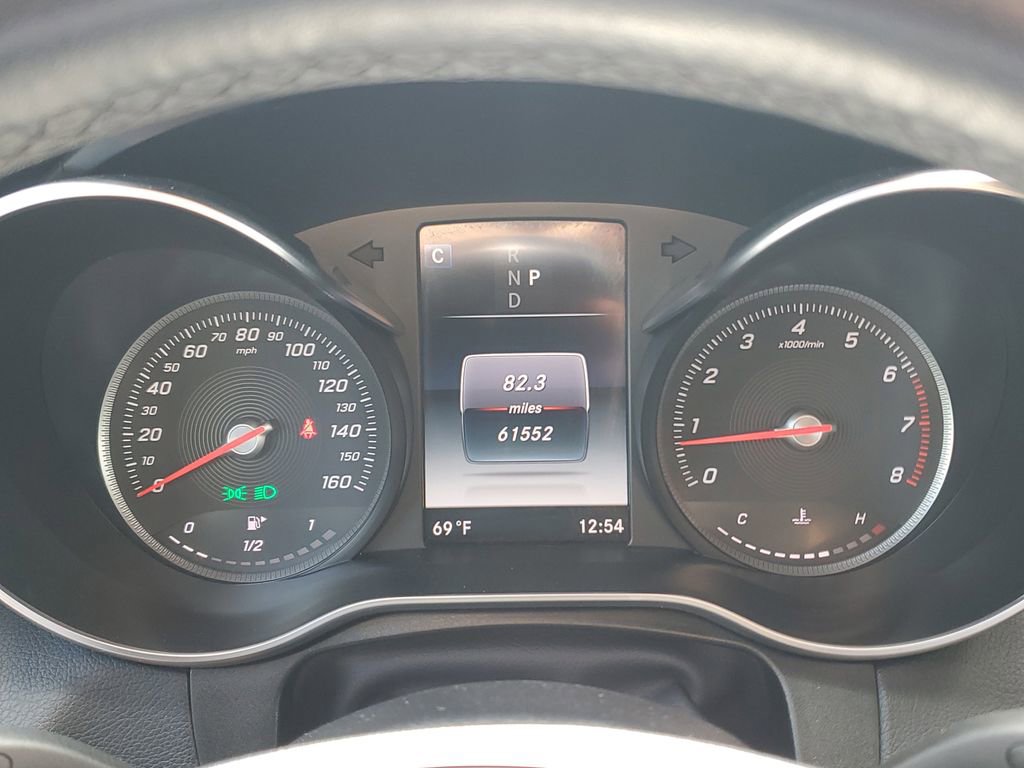 Used 2019 Mercedes-Benz GLC 300 w/ Premium Package image 23