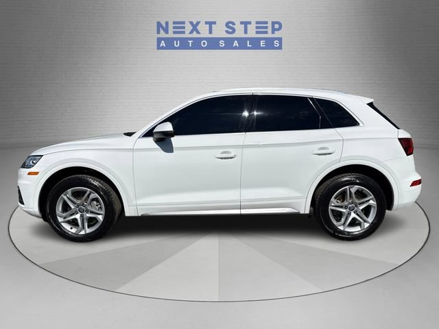Used 2019 Audi Q5 2.0T Premium w/ Convenience Package AWD/4WD image 4