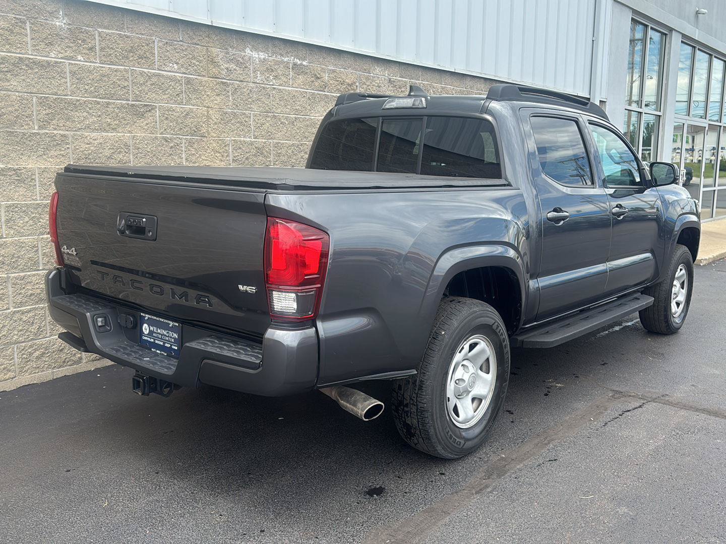 Used 2023 Toyota Tacoma SR AWD/4WD image 3