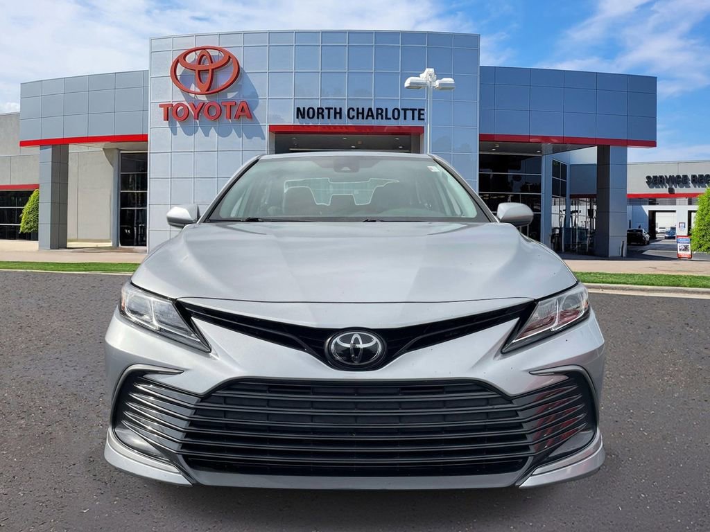 Used 2022 Toyota Camry LE FWD image 2