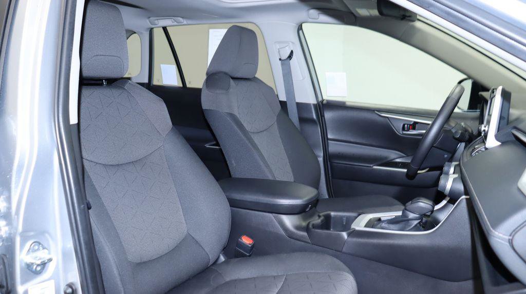 Used 2024 Toyota RAV4 XLE w/ Convenience Package AWD/4WD image 23