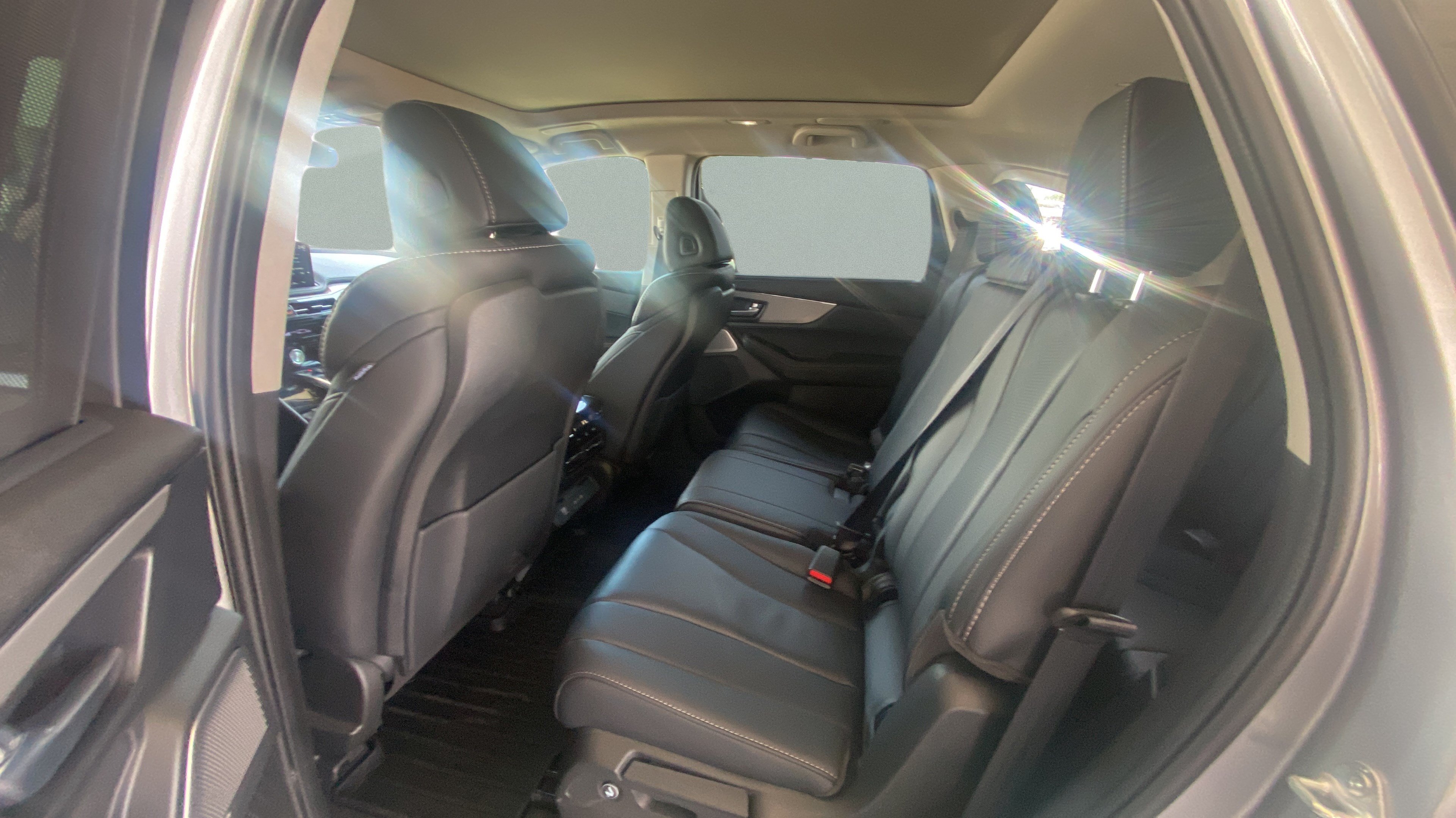 Used 2026 Acura MDX w/ Technology Package AWD/4WD image 18