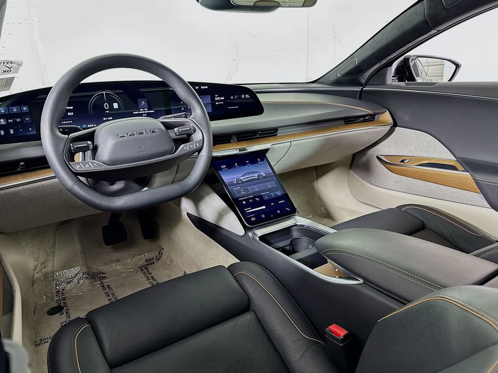Used 2024 Lucid Air Pure RWD image 32
