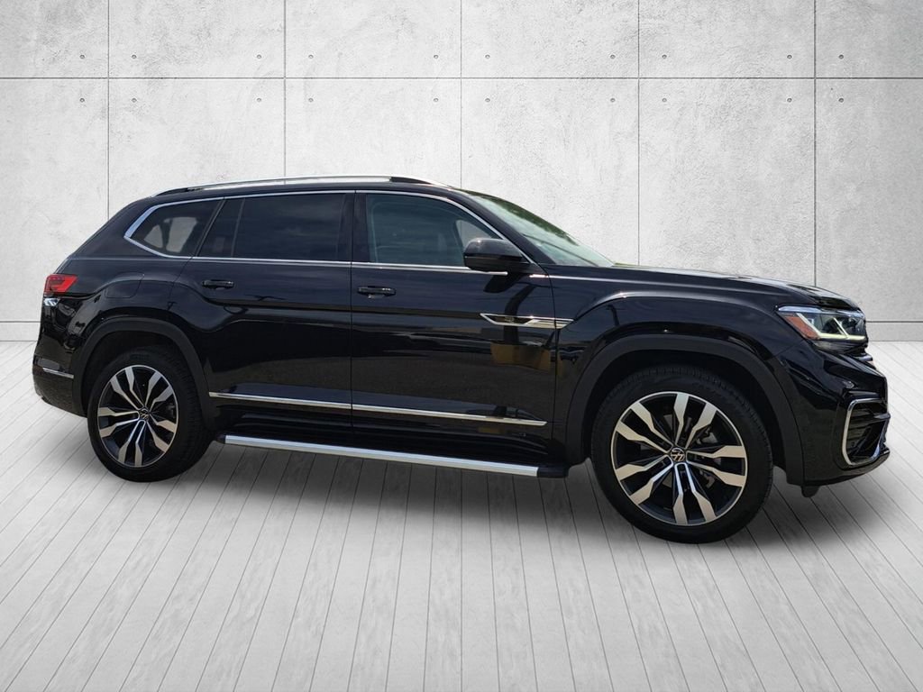 Used 2023 Volkswagen Atlas SEL Premium AWD/4WD image 3