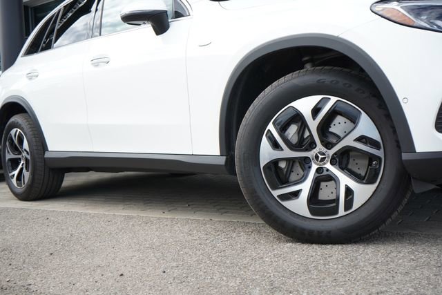 Certified 2025 Mercedes-Benz GLC 350e GLC 350e image 10