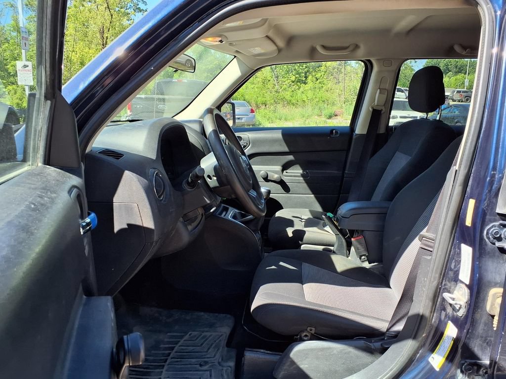 Used 2014 Jeep Patriot Sport AWD/4WD image 13