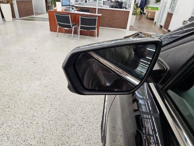 Used 2019 Chevrolet Equinox LT FWD image 37
