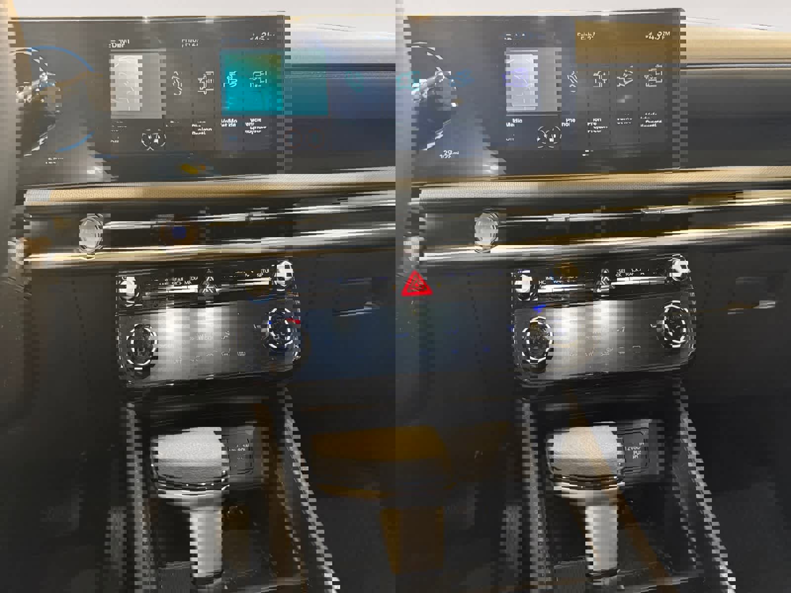 Used 2025 Hyundai Santa Cruz SEL image 12