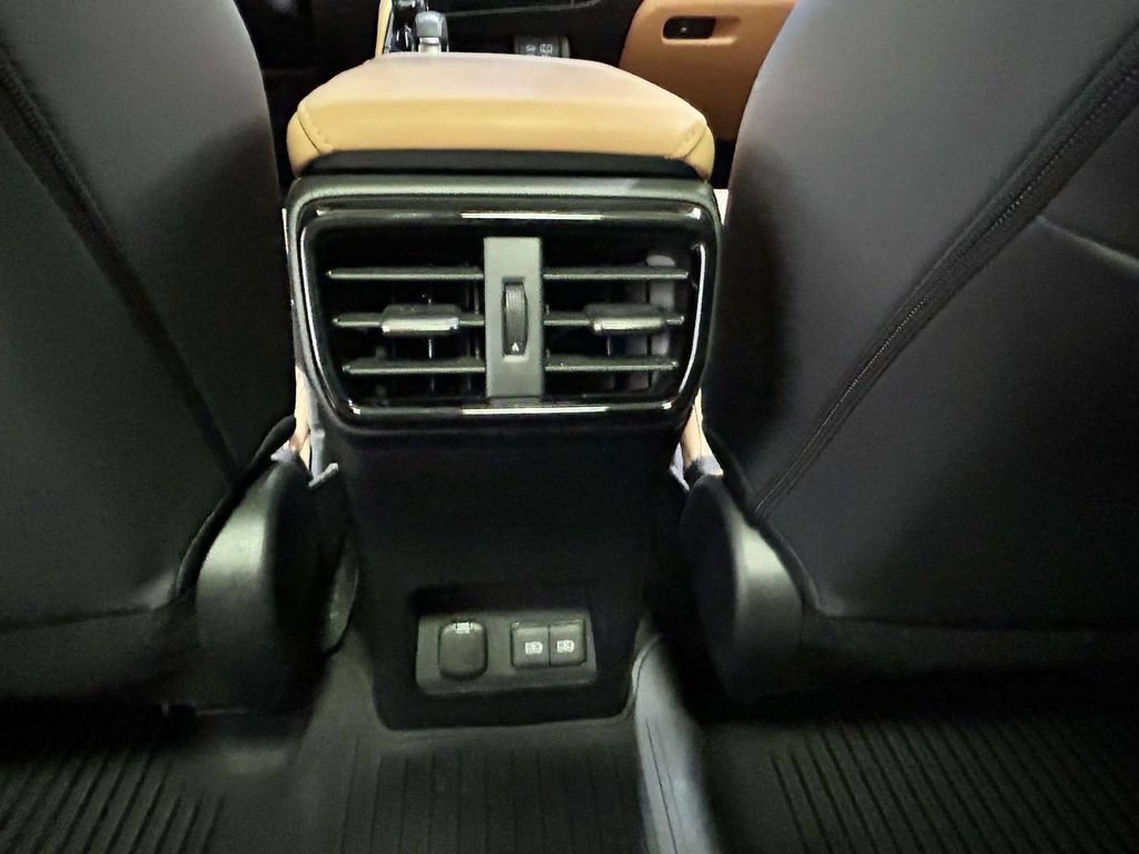 Used 2024 Lexus NX 350h AWD w/ Vision Package image 10